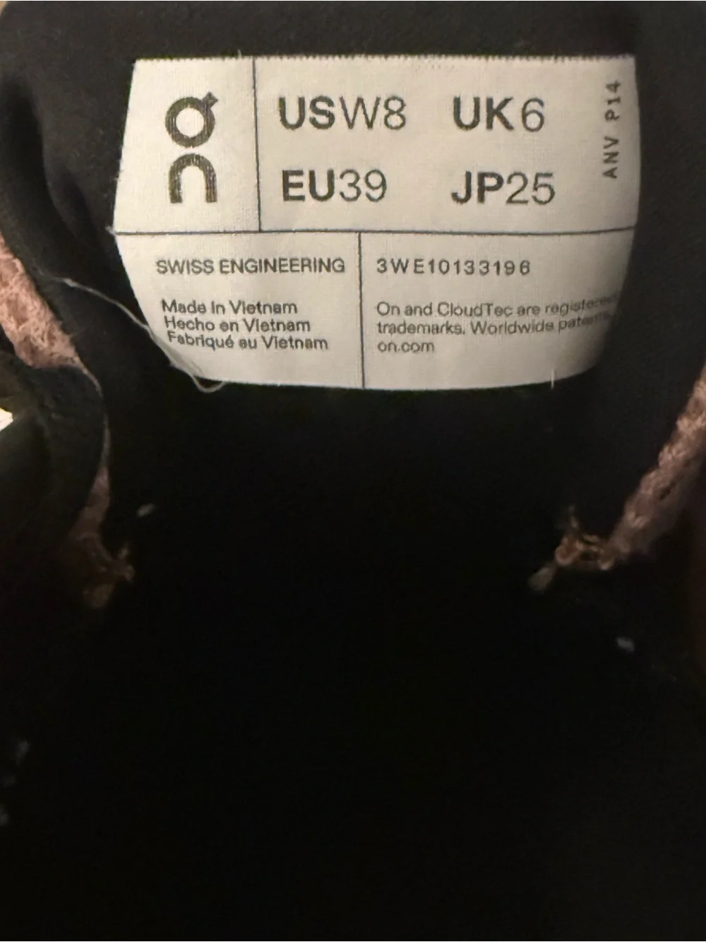 On Cloudrunner 2 in Pearl and Tangerine. Women’s Sz 8.